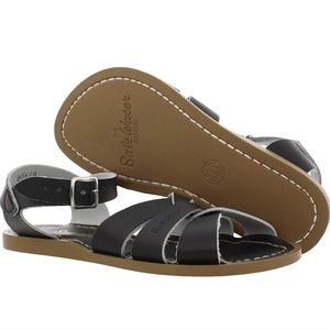 Salt water shoes by Hoy